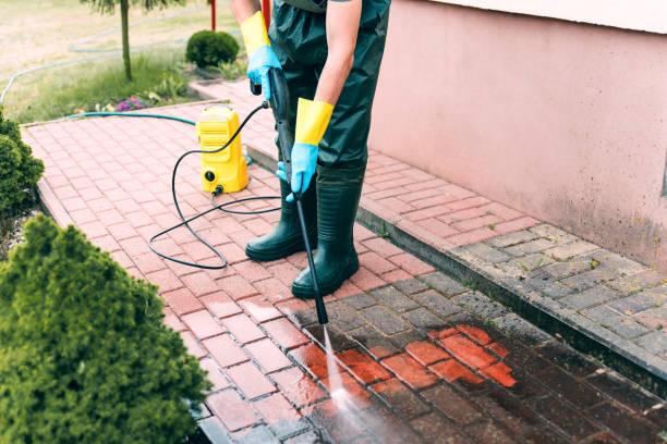 Best Driveway Pressure Washing  in Nassau Bay, TX